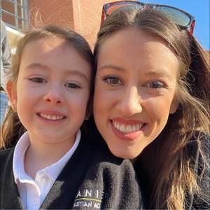 Meet your Posher, Sara